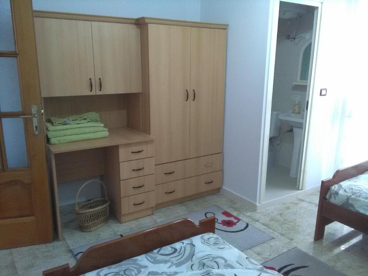 Vila Sula Guesthouse Durrës Zewnętrze zdjęcie