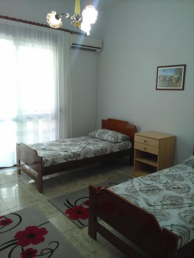 Vila Sula Guesthouse Durrës Zewnętrze zdjęcie