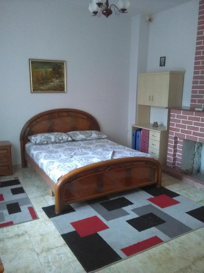 Vila Sula Guesthouse Durrës Zewnętrze zdjęcie