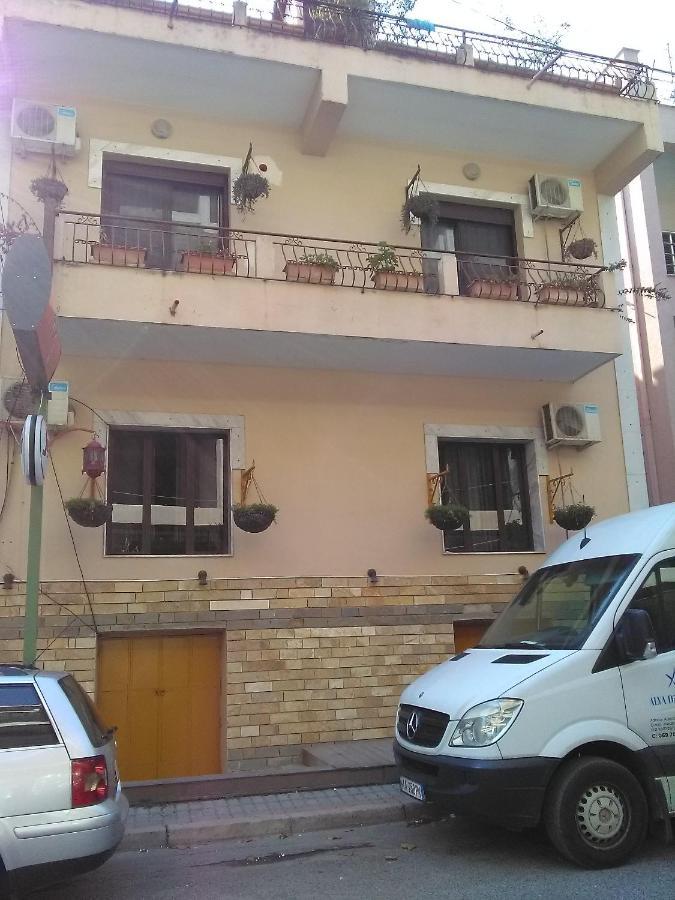 Vila Sula Guesthouse Durrës Zewnętrze zdjęcie